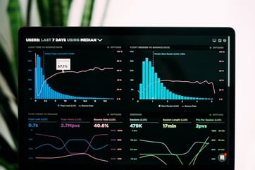 De los datos a la toma de decisiones: aproveche los dashboards de reporte para fomentar el crecimiento